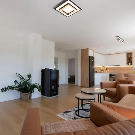 Sweet - Makarska By Guide