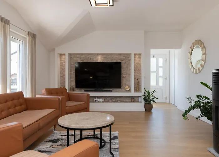 Sweet - Makarska By Guide Susnjari